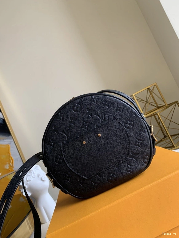 Affordable MM LOUIS CHAPEAU BOITE VUITTON SOUPLE 0817